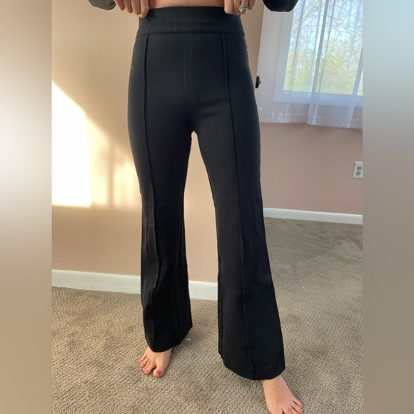 Spanx the perfect pant high rise flare XSP - Picture 3 of 7